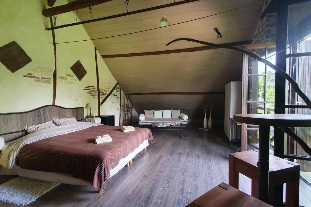Unique Room With Great View In A Former Old Barn Troche Eksteriør billede